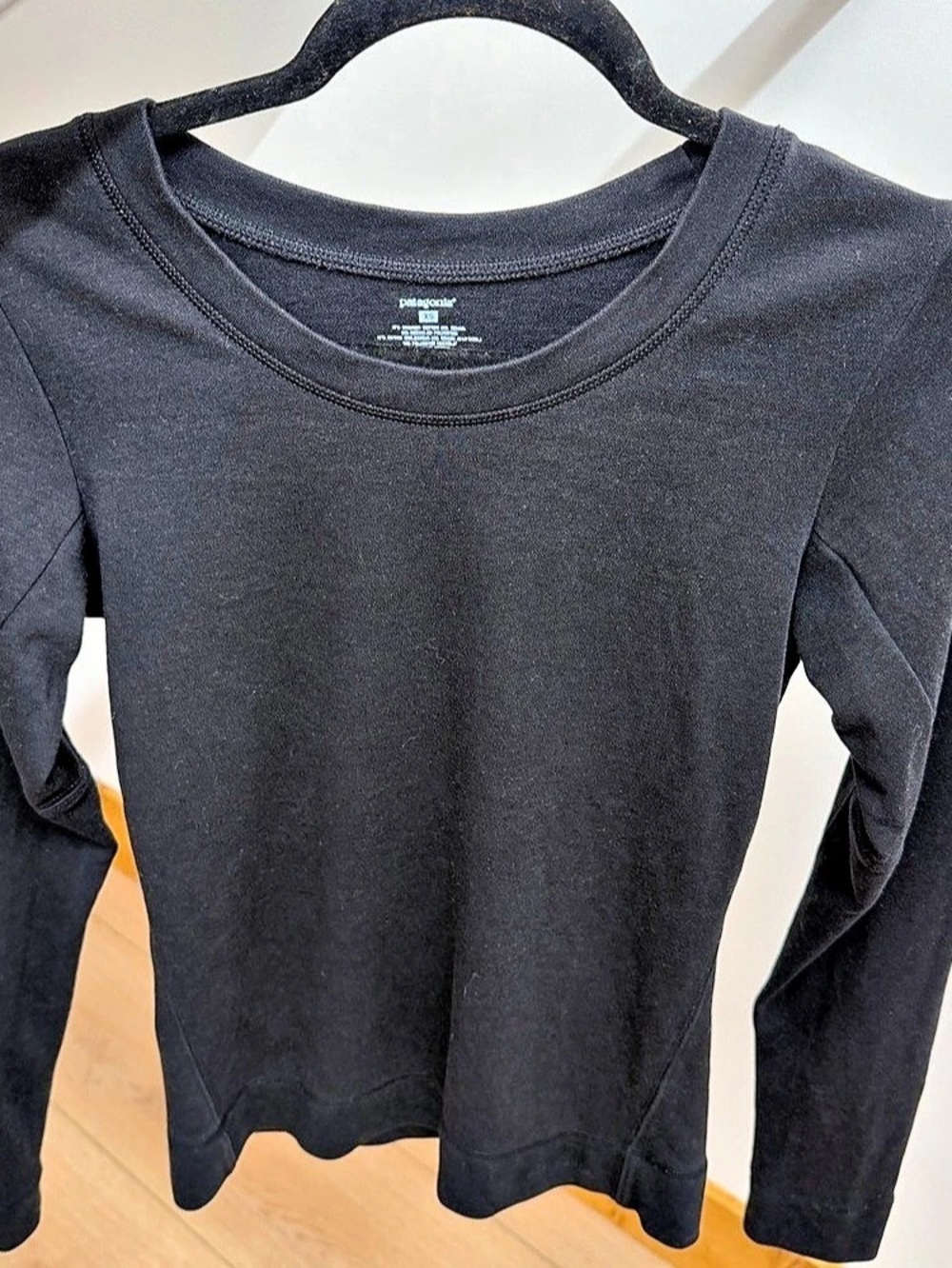Patagonia Brushed Vitaliti Scoop Women's Long Sleeve Tee Black - XS